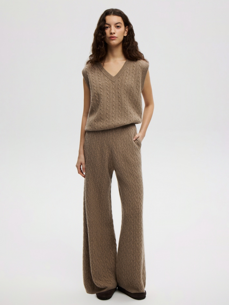ЖИЛЕТ С КОСАМИ BROWN ELEGANCE
