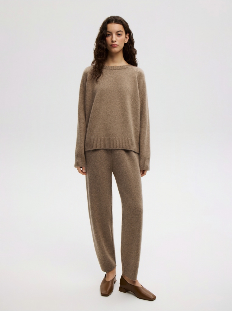 BROWN ELEGANCE JUMPER