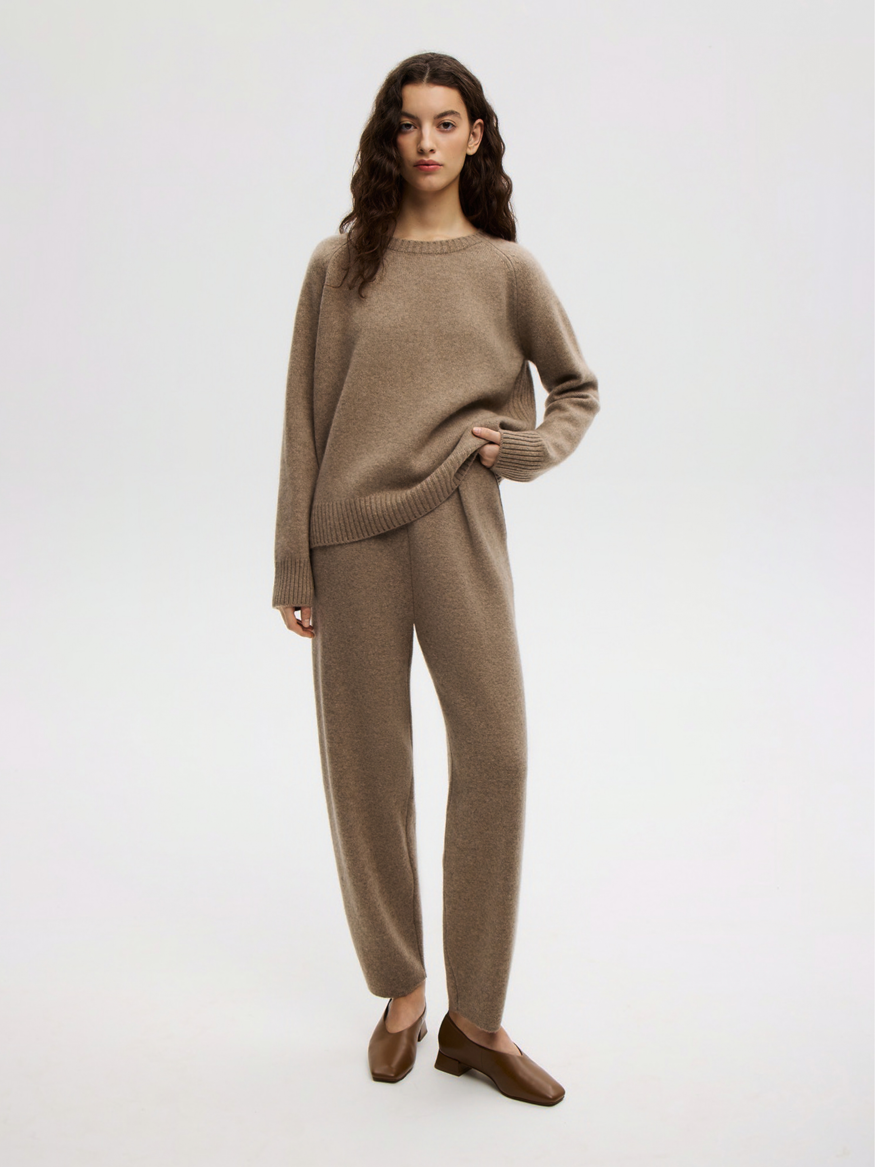 BROWN ELEGANCE JUMPER