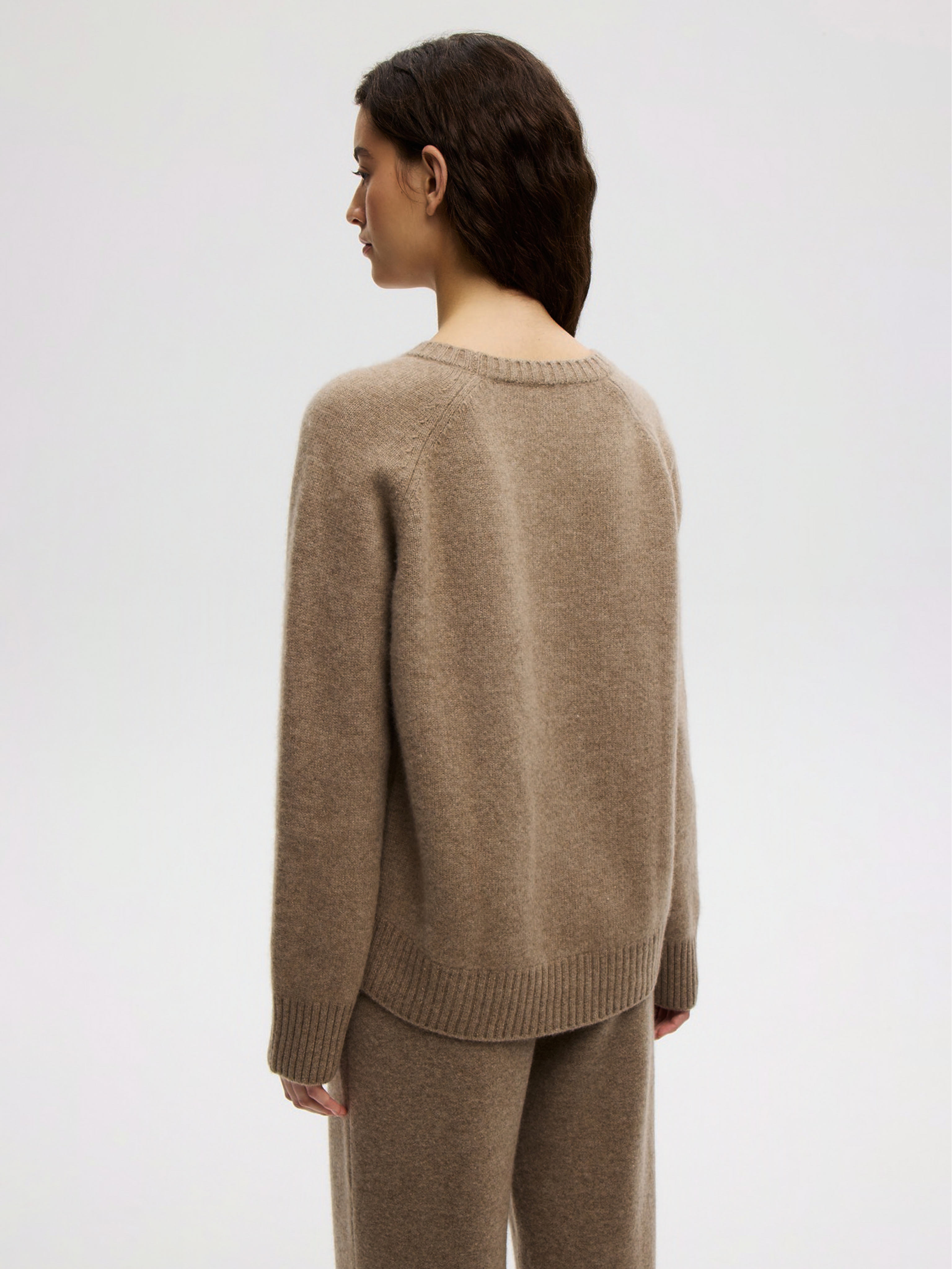 BROWN ELEGANCE JUMPER