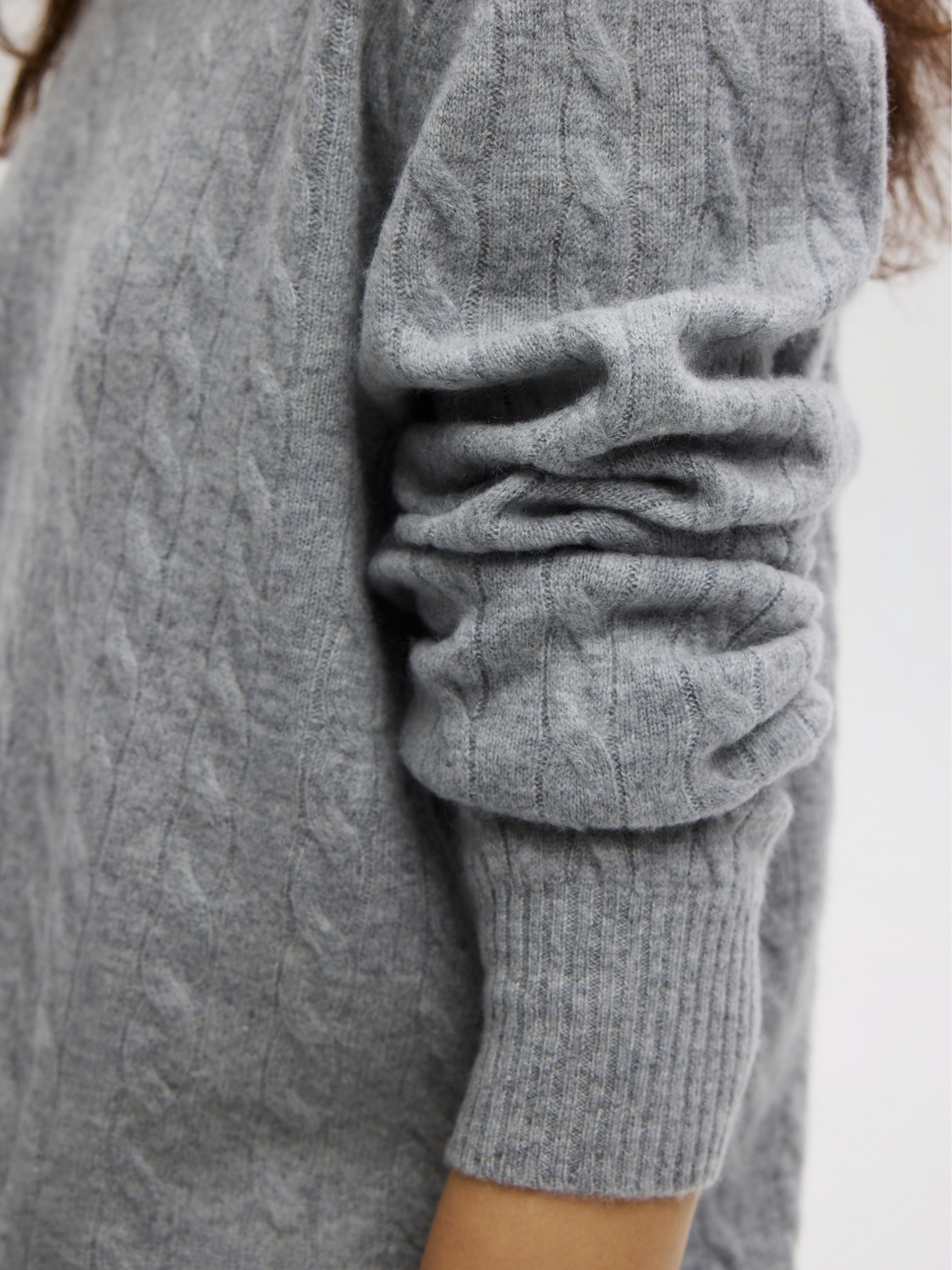 ДЖЕМПЕР С КОСАМИ CLOUD GRAY