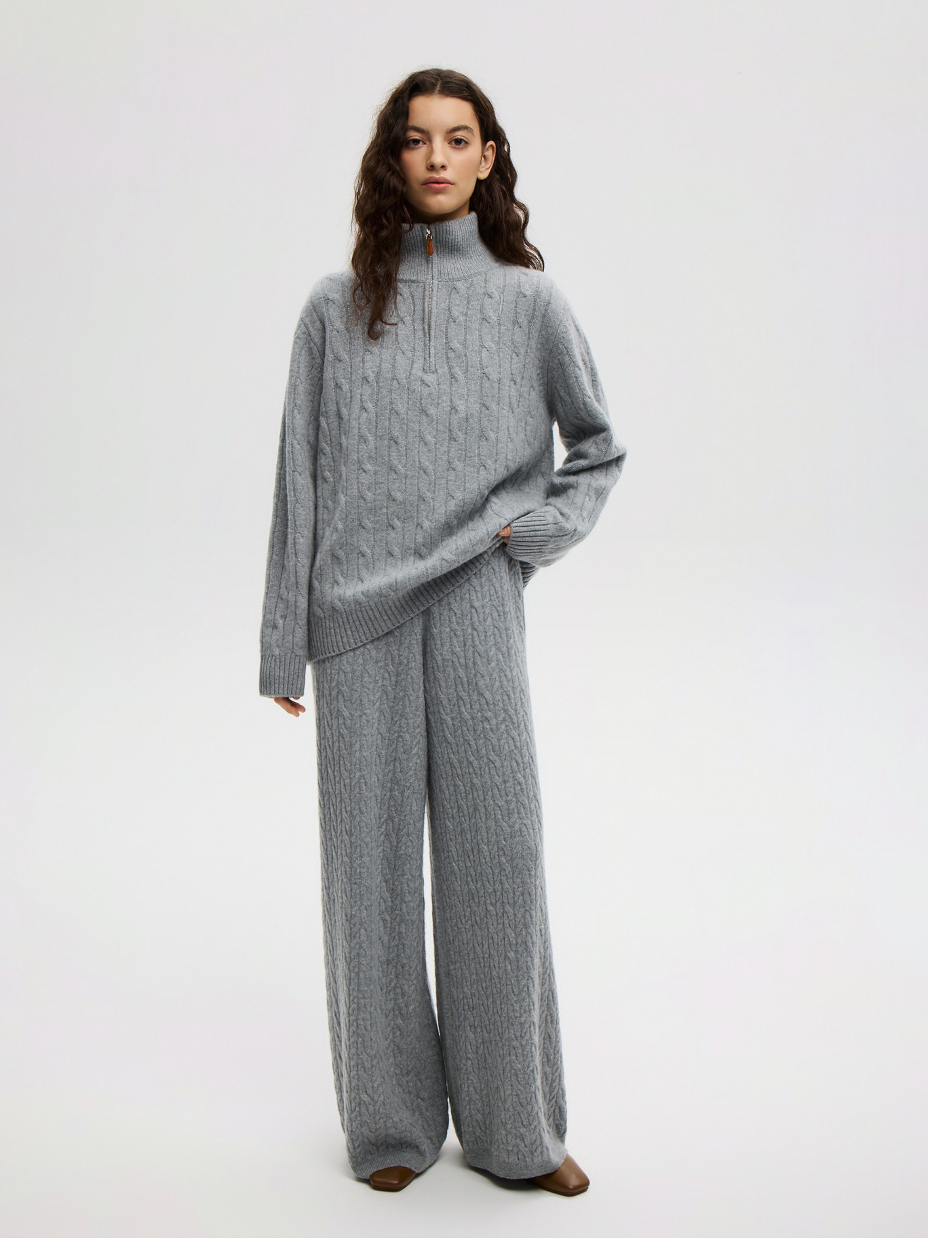 CLOUD GRAY PANTS