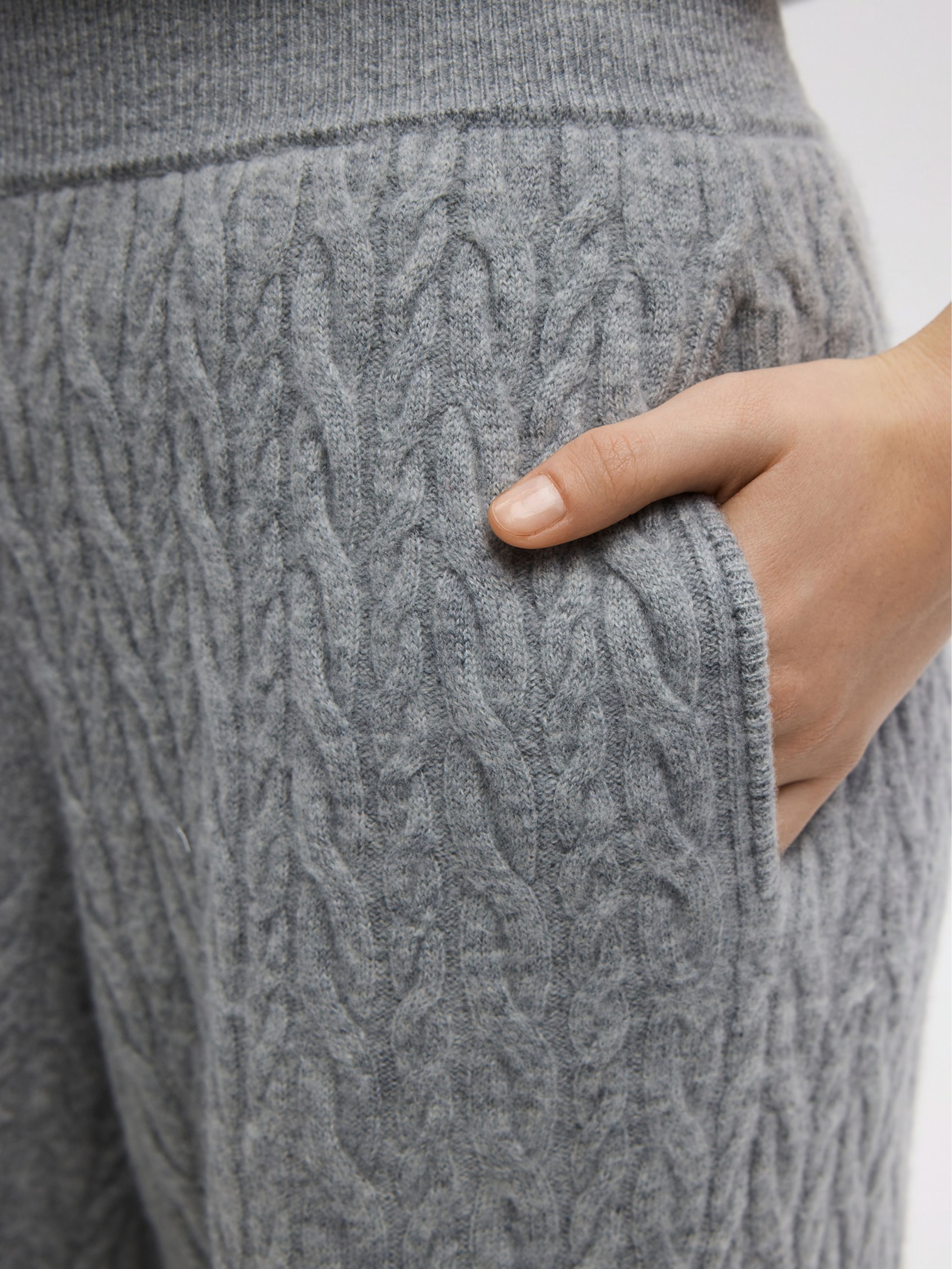 CLOUD GRAY PANTS