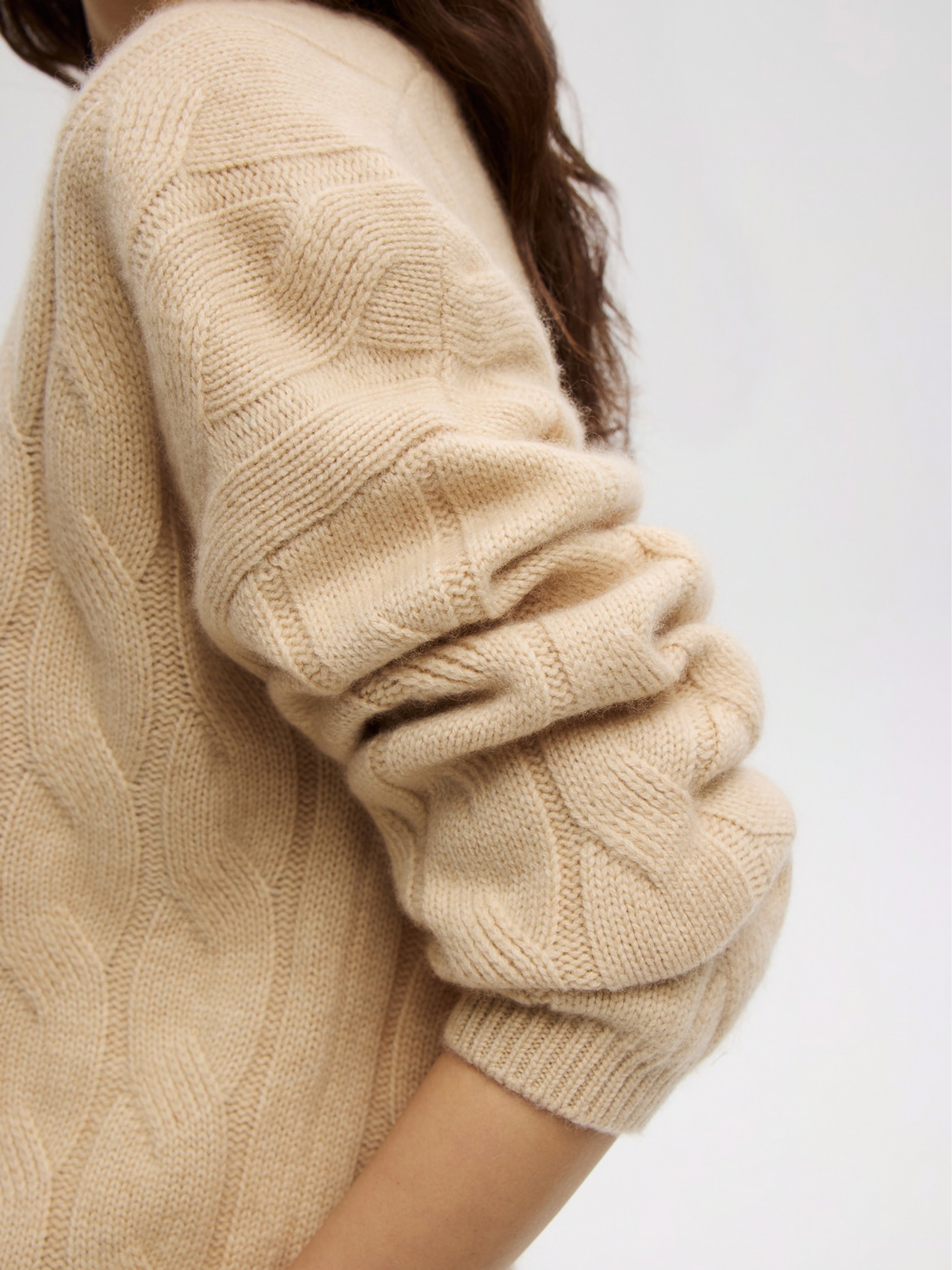 VANILLA BLEND CABLE-KNIT PULLOVER