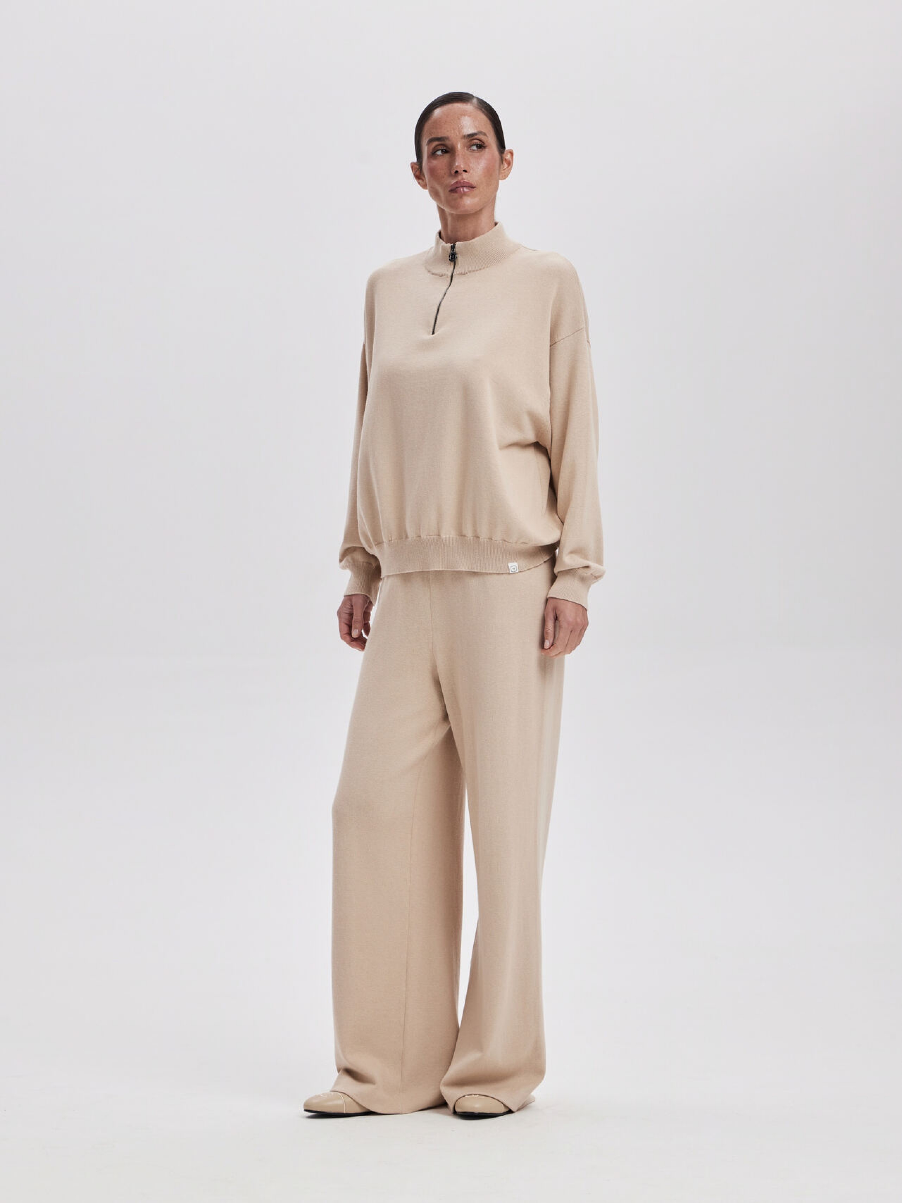 CASHEW ZIP-UP SWEATSHIRT