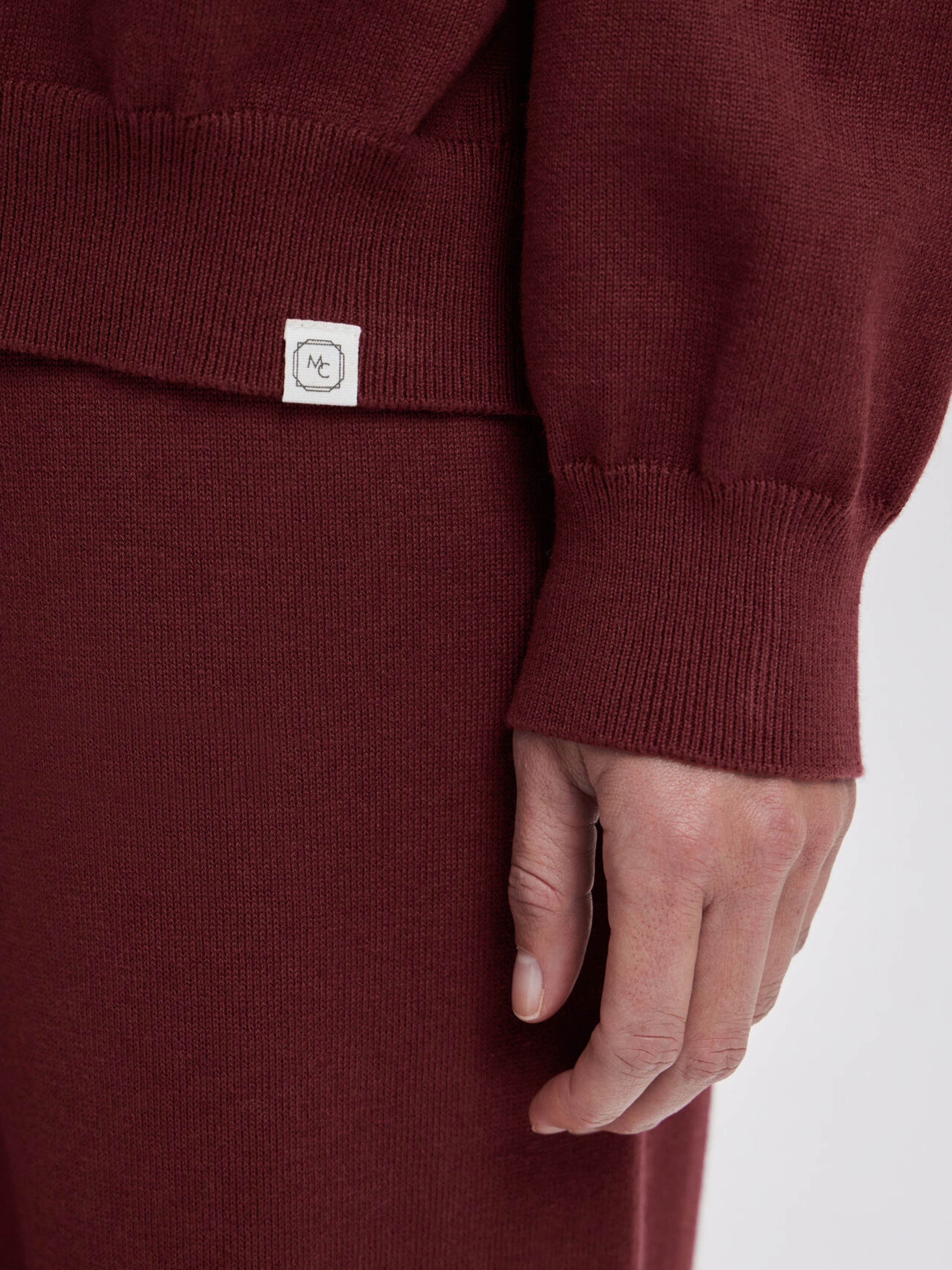 CHERRY LADY ZIP-UP SWEATSHIRT