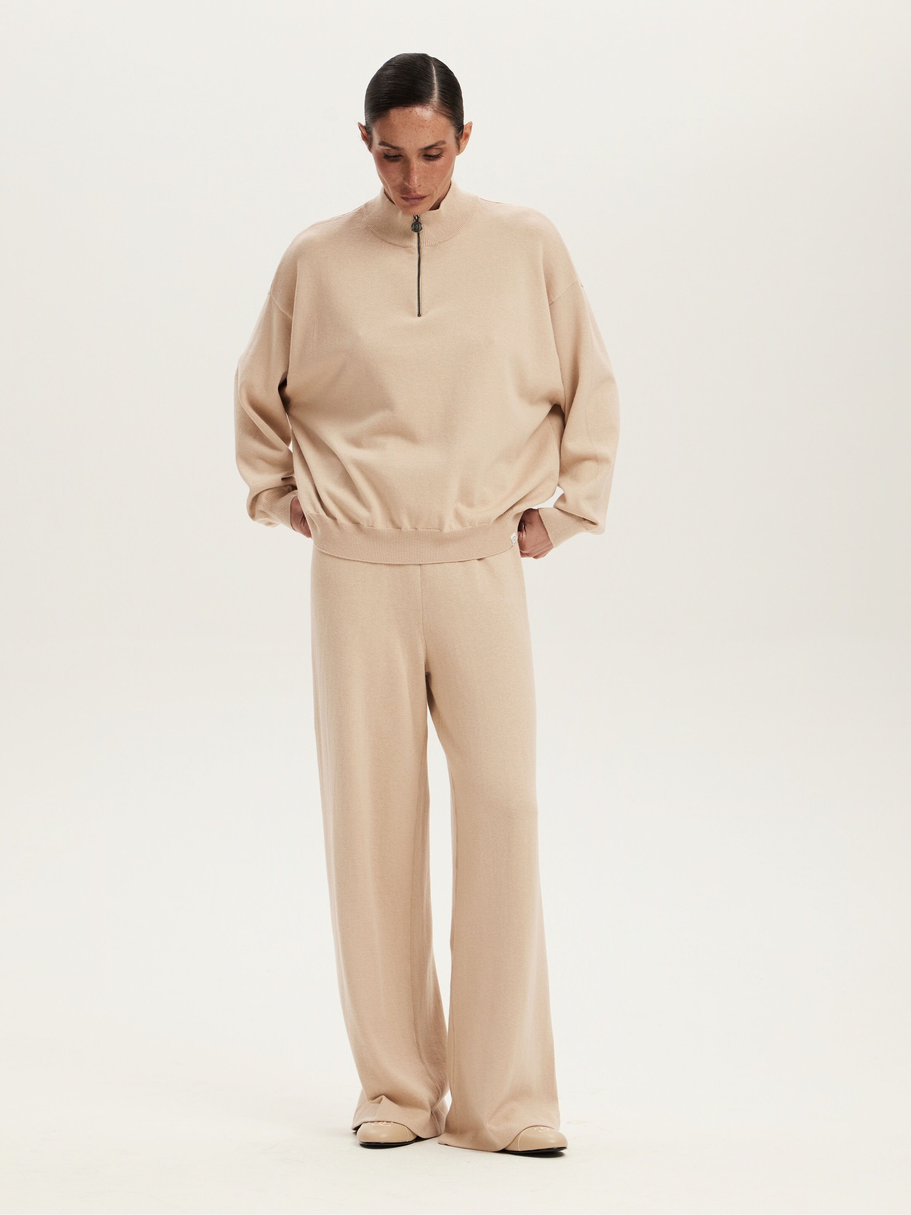 СВИТШОТ НА МОЛНИИ CASHEW