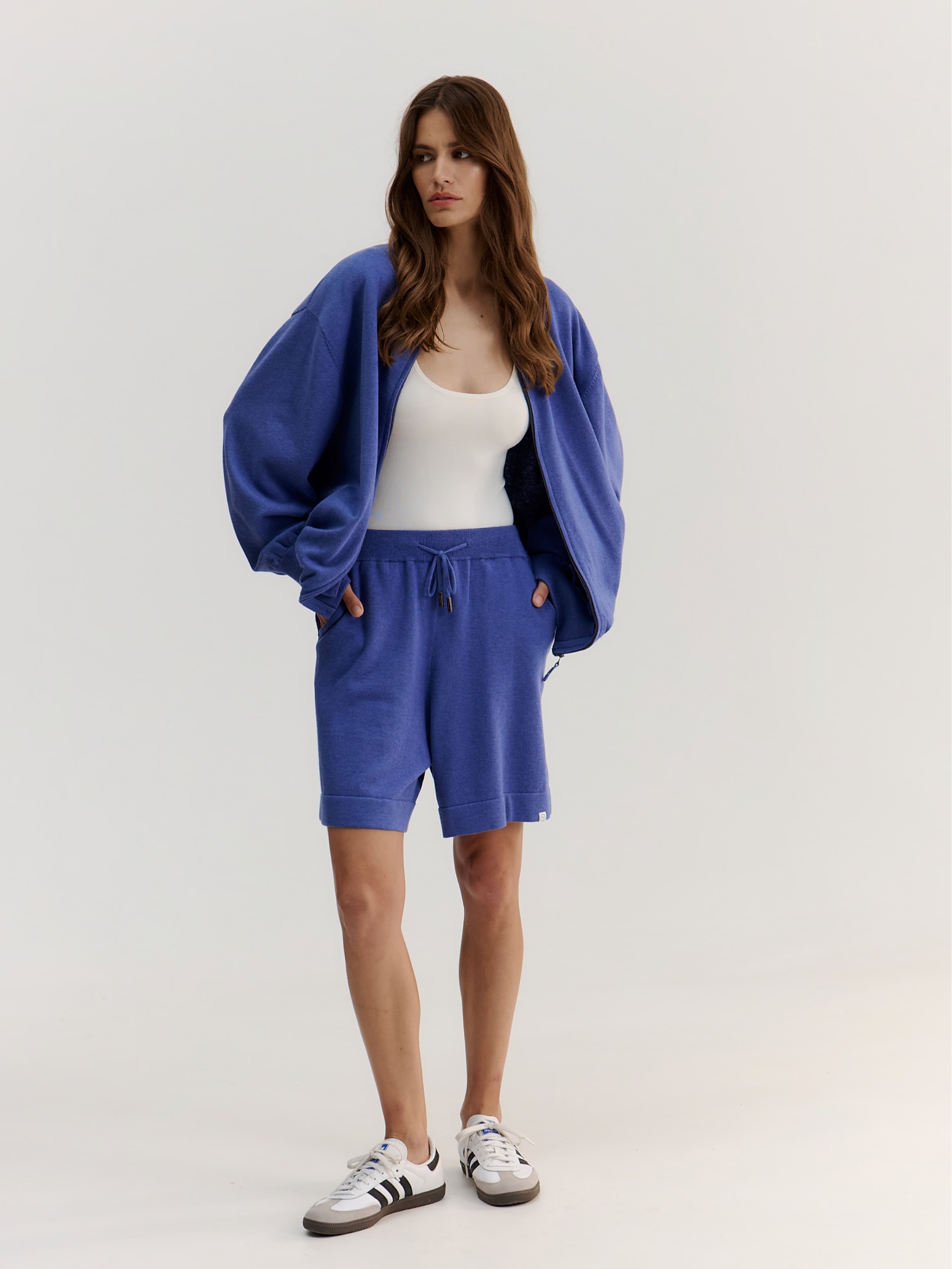 SOFT DENIM SHORTS