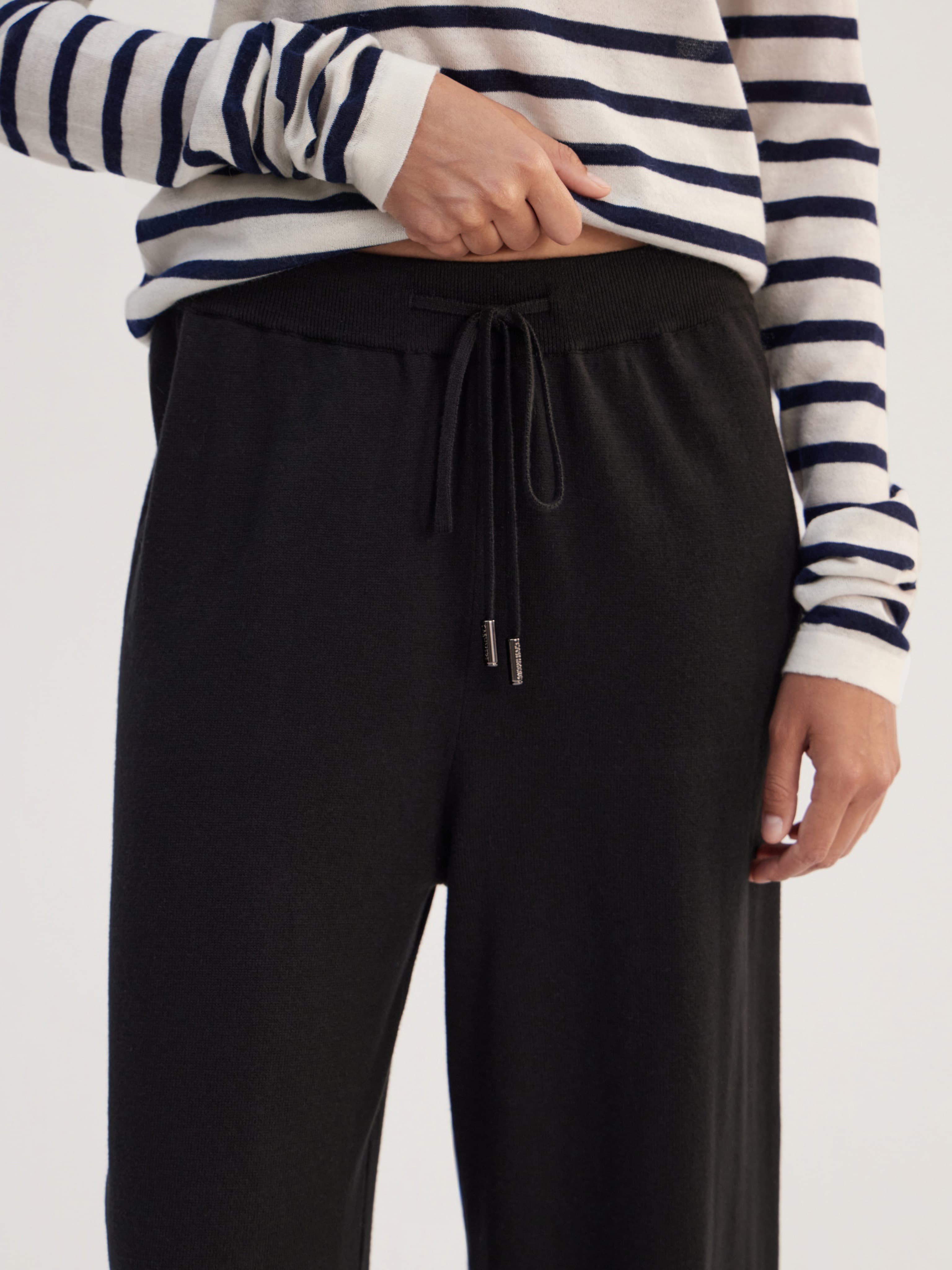 БРЮКИ TOTAL BLACK