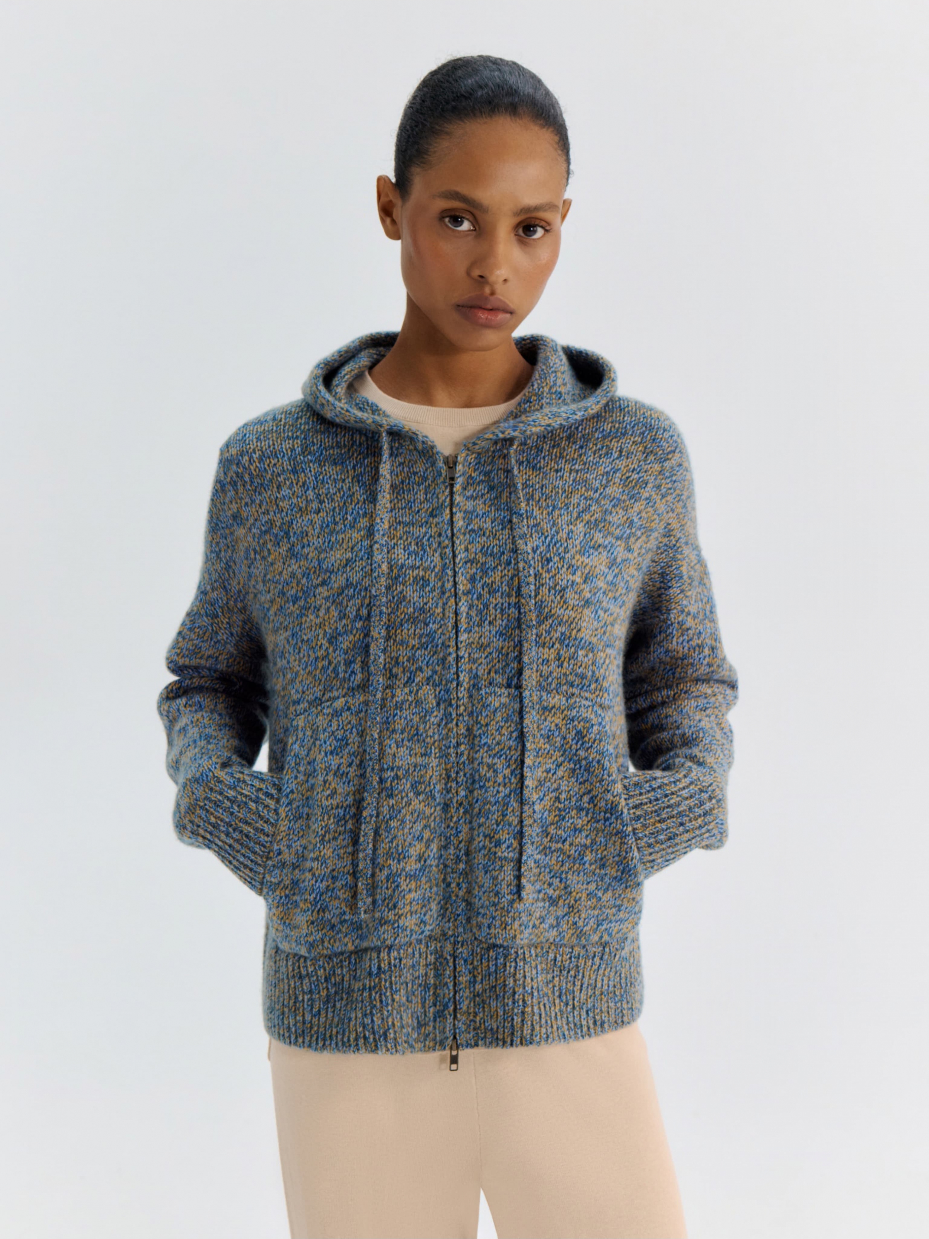 ХУДИ НА МОЛНИИ ASPEN