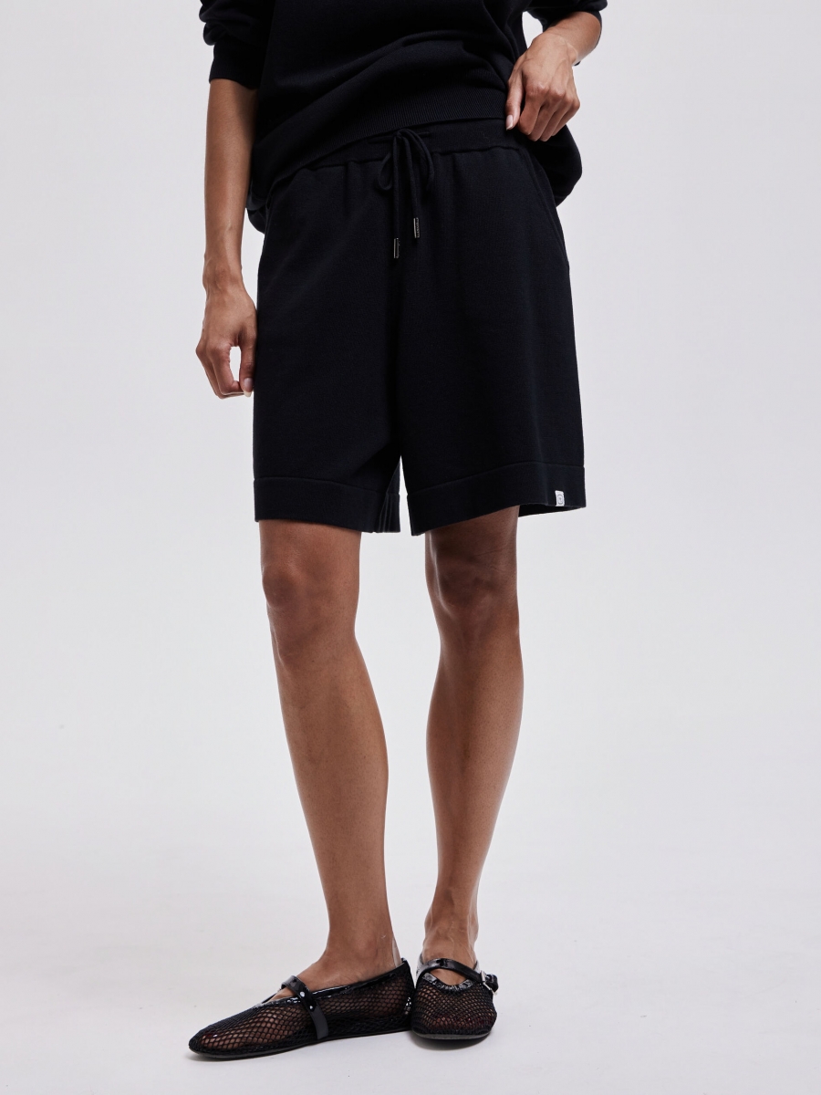 BLACK PEPPER SHORTS