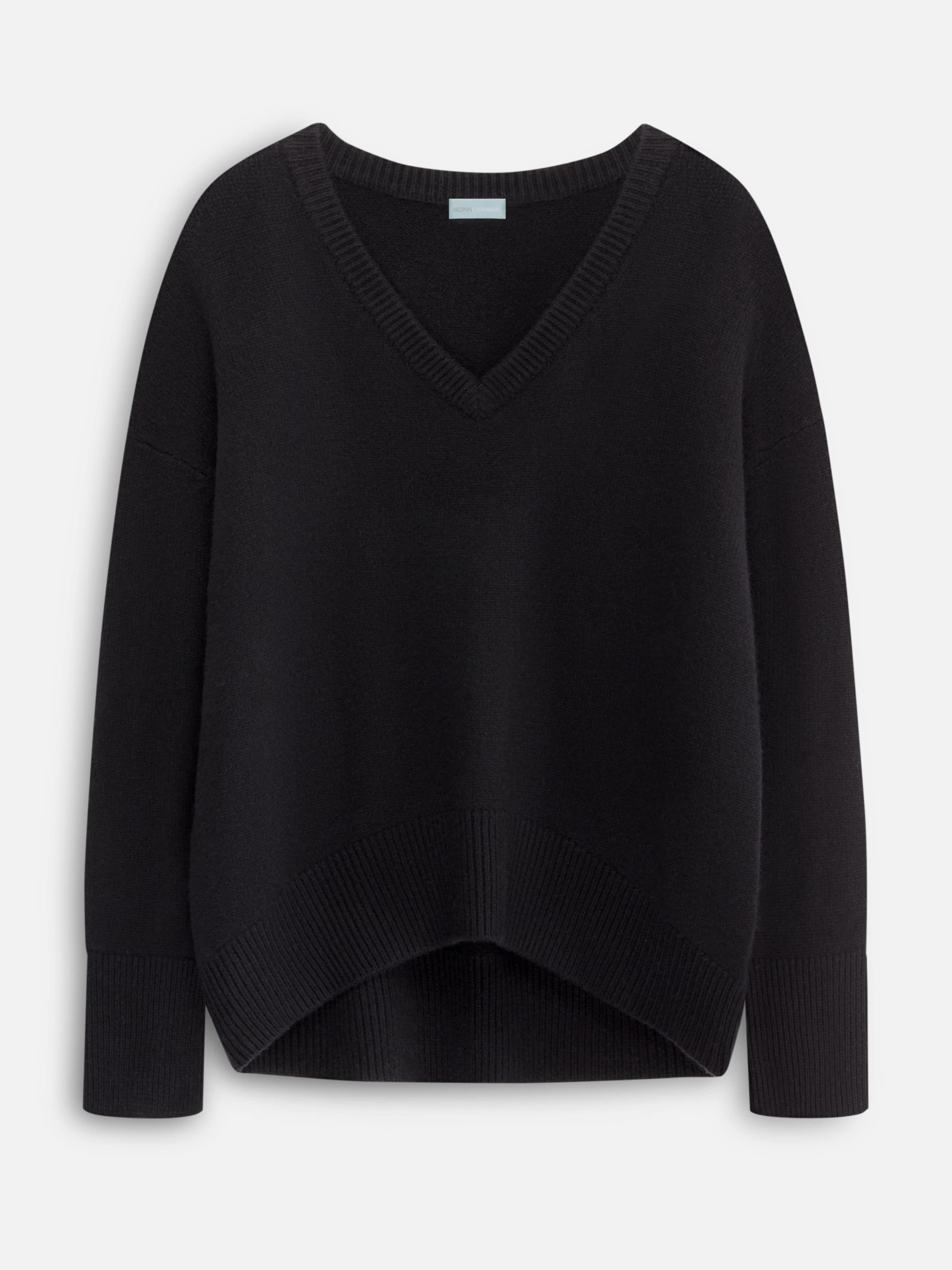 JUST BLACK PULLOVER