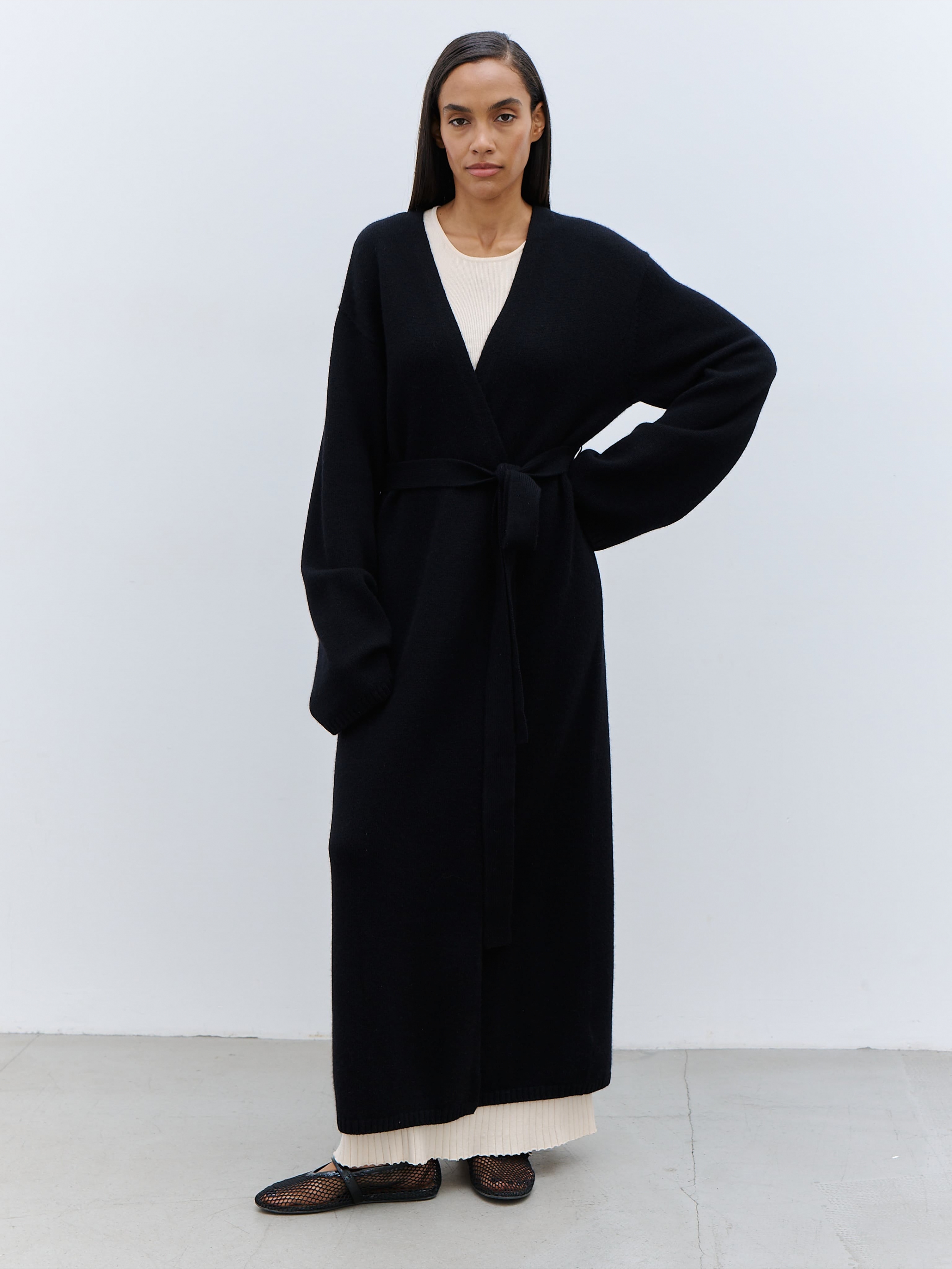 CARDIGAN COAT JUST BLACK