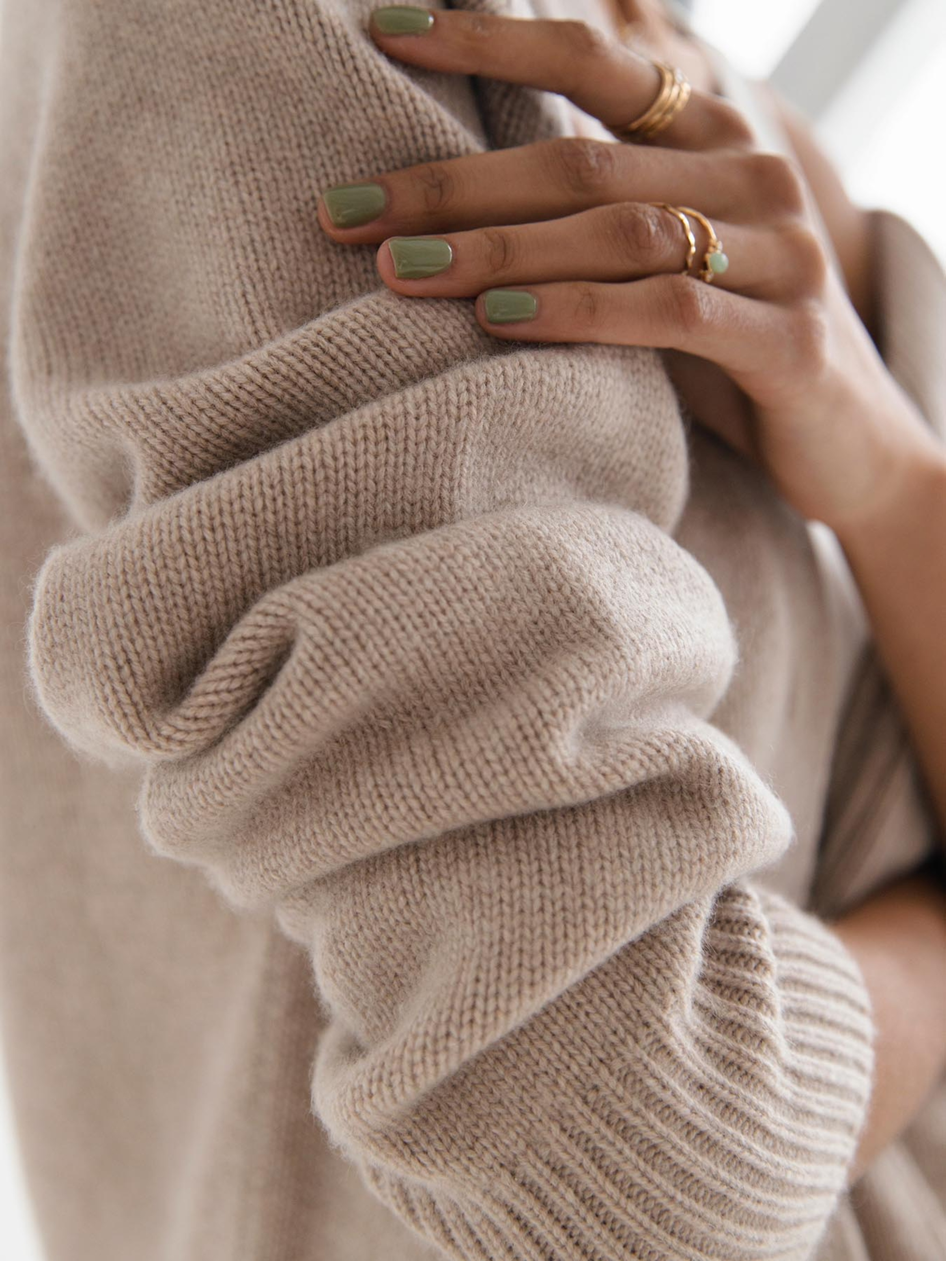 IRISH CREAM CARDIGAN