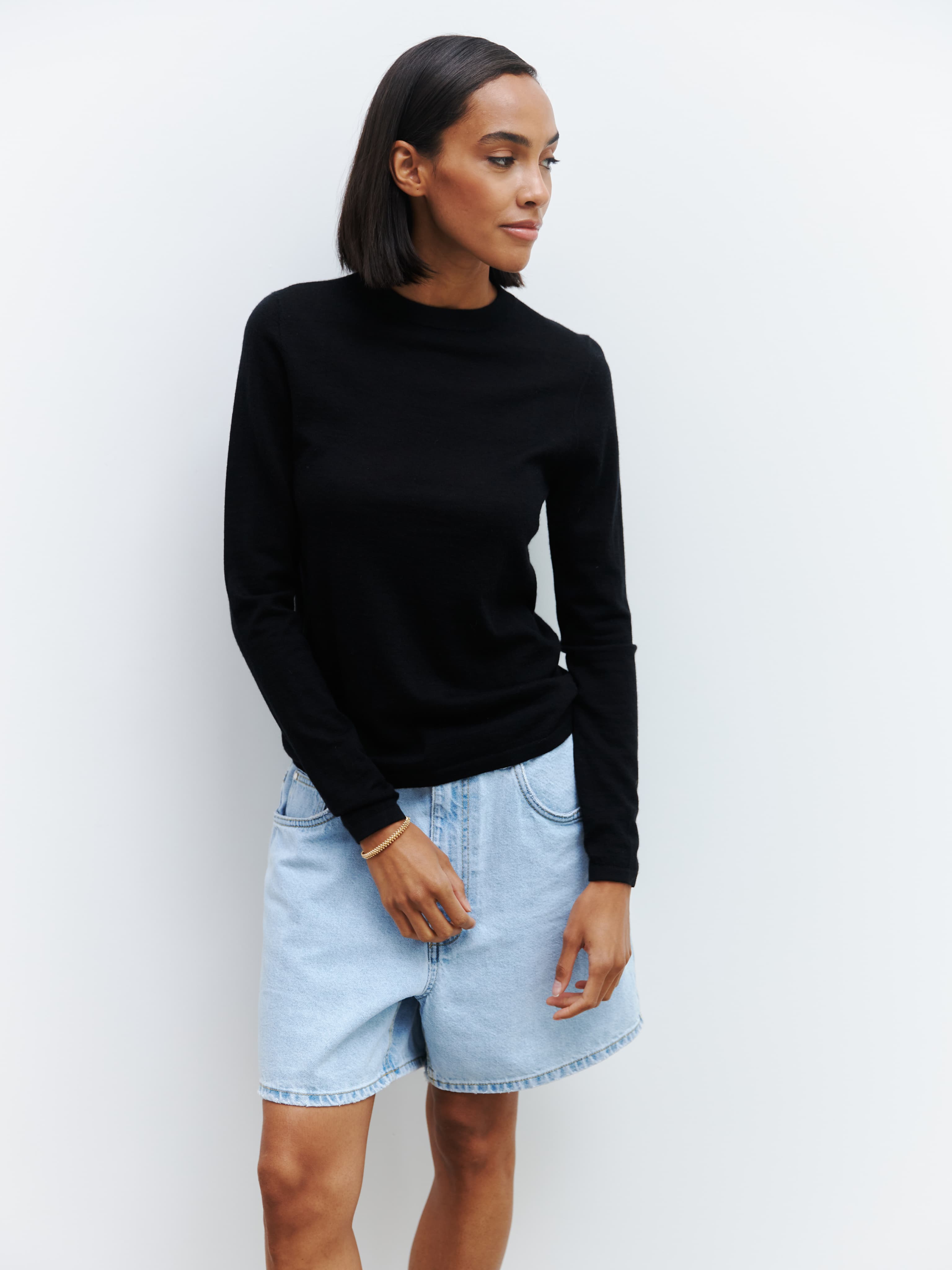 ЛОНГСЛИВ BASIC BLACK