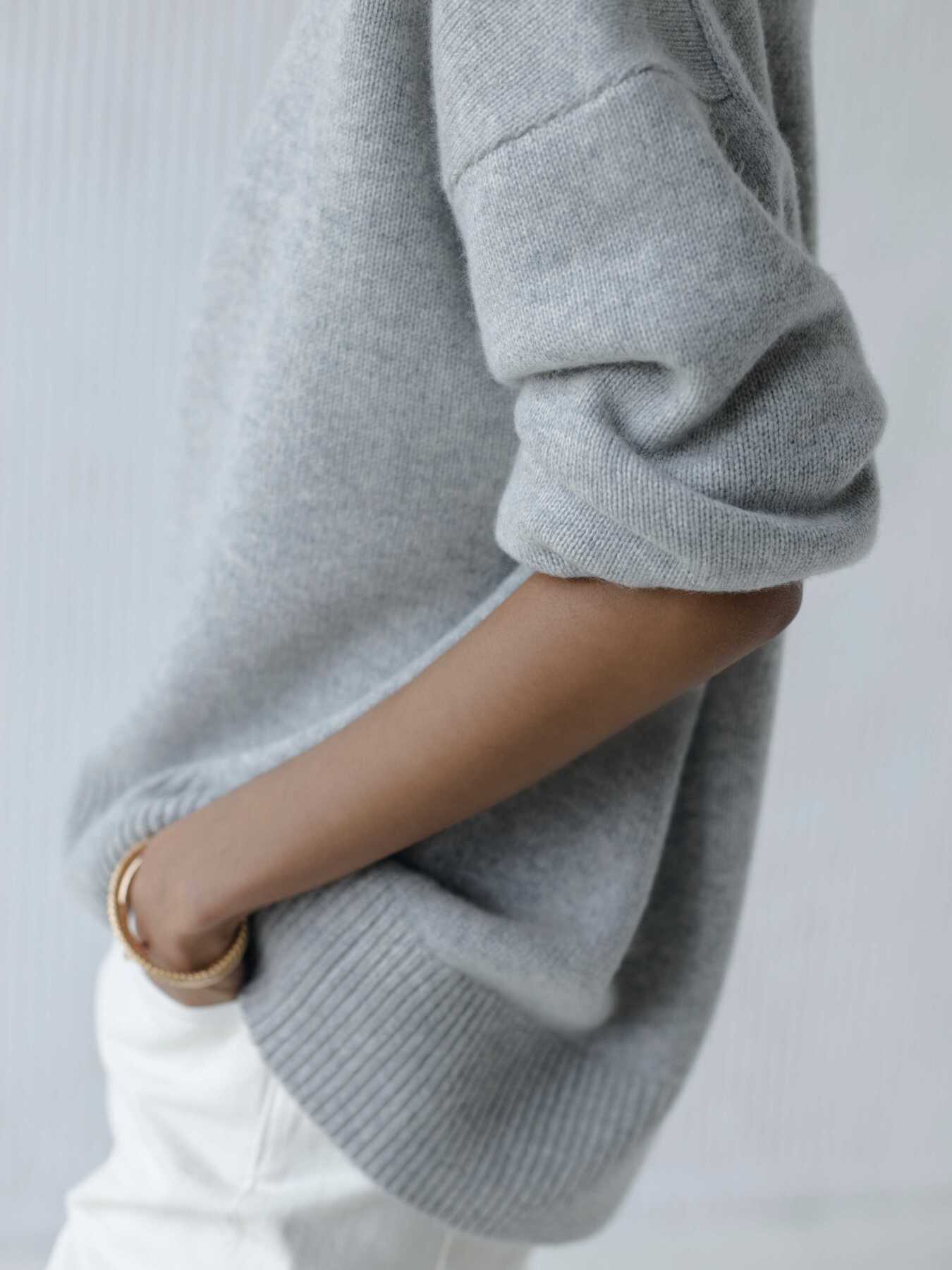 PEARL GREY PULLOVER