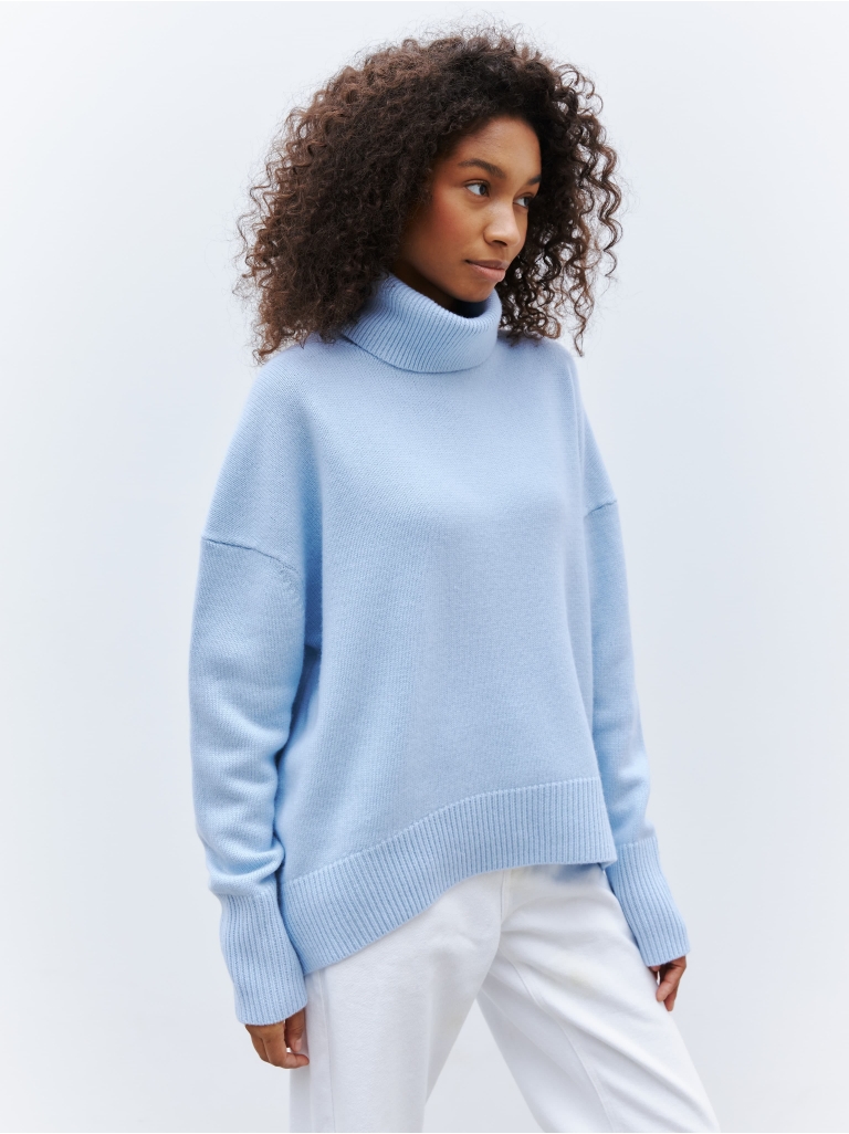 SWEATER BLUE SKY